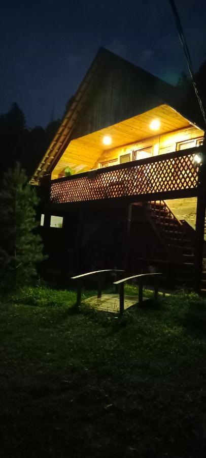 Під Горою Villa Sheshory Eksteriør billede