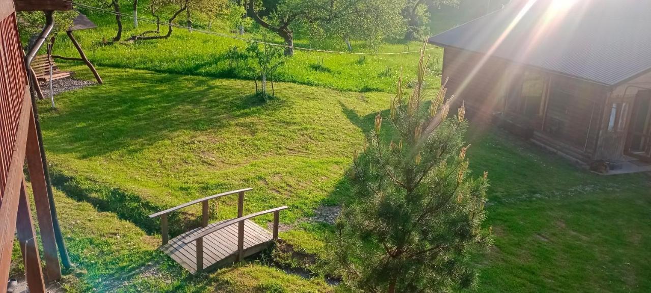 Під Горою Villa Sheshory Eksteriør billede