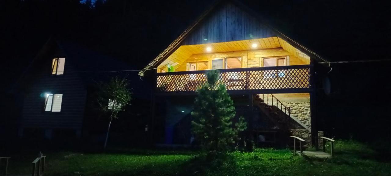 Під Горою Villa Sheshory Eksteriør billede